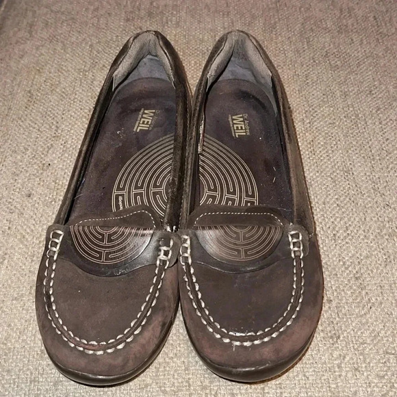Weil Suede Slip On Loafers 7.5 - Picture 2 of 7